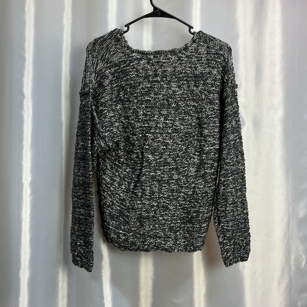 Universal thread women’s top. 1587 - Picture 2 of 7